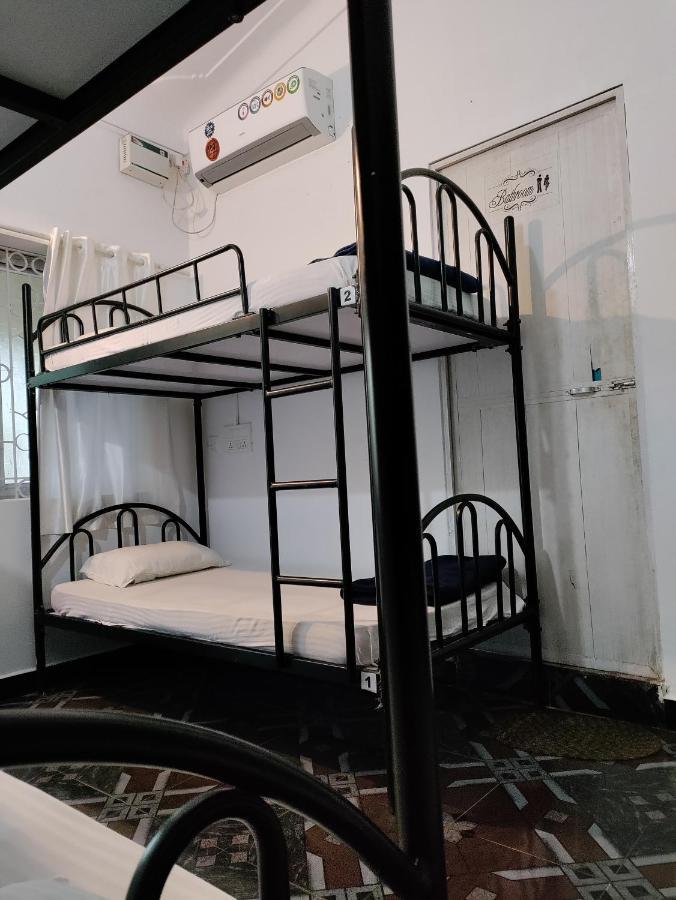 Goanvibes Hostel Anjuna Εξωτερικό φωτογραφία